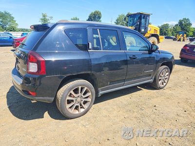 Trzecie zdjęcie samochodu z tyłu: 2016 JEEP COMPASS LATITUDE VIN:1C4NJDEB3GD550221 - miniatura