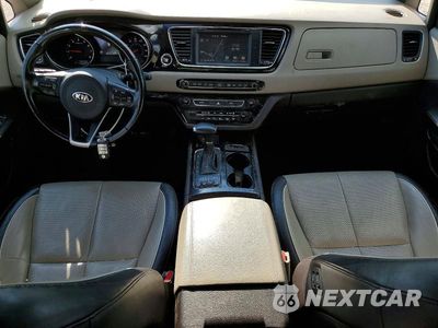 Zdjęcie 8 z 13 samochodu: 2018 KIA SEDONA SXL VIN:KNDME5C14J6374260 - miniatura