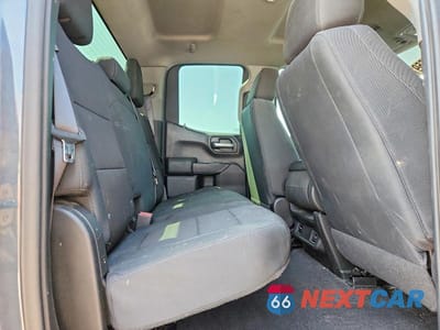 Zdjęcie 10 z 12 samochodu: 2020 CHEVROLET SILVERADO K1500 CUSTOM VIN:1GCRYBEH4LZ212538 - miniatura