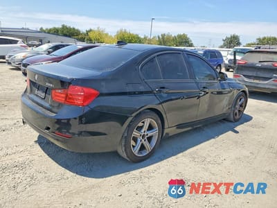 Trzecie zdjęcie samochodu z tyłu: 2013 BMW 328 I SULEV VIN:WBA3C1G51DNR45623 - miniatura