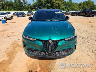 Piąte zdjęcie samochodu w środku: 2025 ALFA ROMEO TONALE BASE VIN:ZASNATAN0S3090853 - miniatura