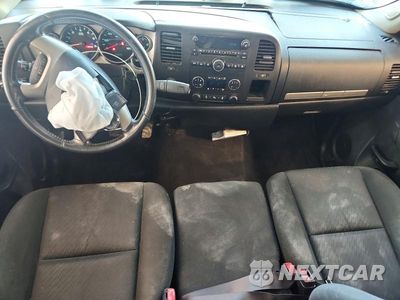 Zdjęcie 8 z 12 samochodu: 2013 CHEVROLET SILVERADO K1500 LT VIN:3GCPKSE72DG293010 - miniatura