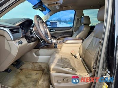 Zdjęcie 7 z 13 samochodu: 2015 CHEVROLET SUBURBAN C1500 LT VIN:1GNSCJKC0FR602468 - miniatura