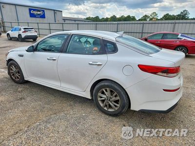 Drugie zdjęcie samochodu z przodu: 2019 KIA OPTIMA LX VIN:5XXGT4L33KG331224 - miniatura