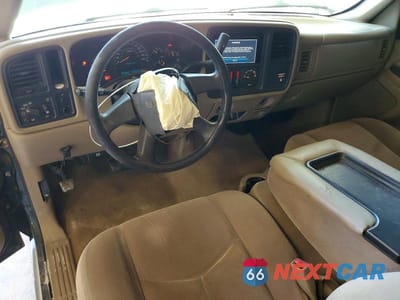 Zdjęcie 8 z 12 samochodu: 2004 GMC NEW SIERRA C1500 VIN:1GTEC19T54Z242901 - miniatura