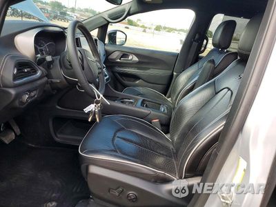 Zdjęcie 7 z 13 samochodu: 2023 CHRYSLER PACIFICA LIMITED VIN:2C4RC1GG5PR598836 - miniatura