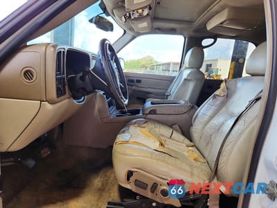 Zdjęcie 7 z 14 samochodu: 2006 CHEVROLET TAHOE C1500 VIN:1GNEC13T26R111265 - miniatura