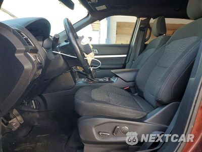 Zdjęcie 7 z 14 samochodu: 2018 FORD EXPLORER XLT VIN:1FM5K8D88JGA27966 - miniatura
