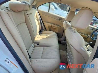 Zdjęcie 10 z 12 samochodu: 2012 SUZUKI KIZASHI S VIN:JS2RE9A16C6100082 - miniatura