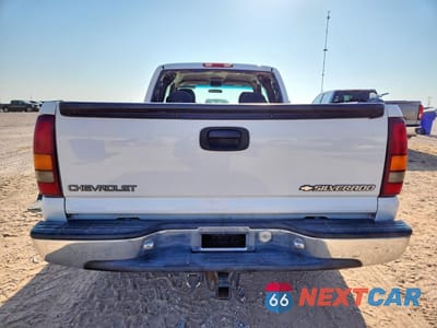 Zdjęcie 6 z 12 samochodu: 2001 CHEVROLET SILVERADO C1500 VIN:2GCEC19T211120338 - miniatura
