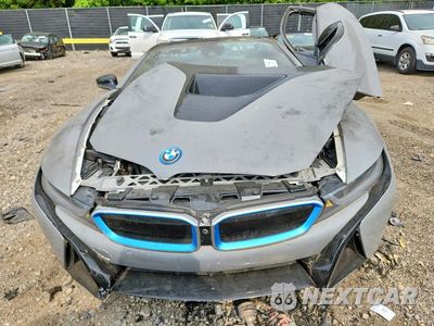 Piąte zdjęcie samochodu w środku: 2016 BMW I8 VIN:WBY2Z2C54GV674701 - miniatura