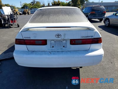Zdjęcie 6 z 12 samochodu: 1998 TOYOTA CAMRY LE VIN:4T1BG22K8WU213371 - miniatura
