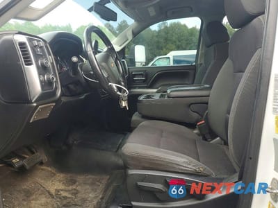 Zdjęcie 7 z 13 samochodu: 2015 CHEVROLET SILVERADO K3500 LT VIN:1GC4KZCGXFF124274 - miniatura