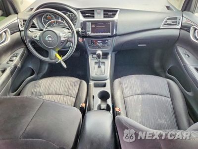 Zdjęcie 8 z 12 samochodu: 2019 NISSAN SENTRA SV VIN:3N1AB7AP5KL604249 - miniatura