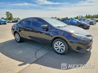 Czwarte zdjęcie samochodu z boku: 2018 TOYOTA COROLLA LE VIN:5YFBURHE6JP818745 - miniatura