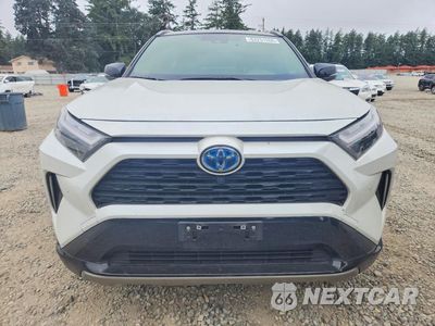 Piąte zdjęcie samochodu w środku: 2024 TOYOTA RAV4 XSE VIN:JTME6RFV8RJ052480 - miniatura