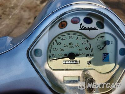 Zdjęcie 7 z 9 samochodu: 2009 VESPA LX 150 VIN:ZAPM448F595017672 - miniatura