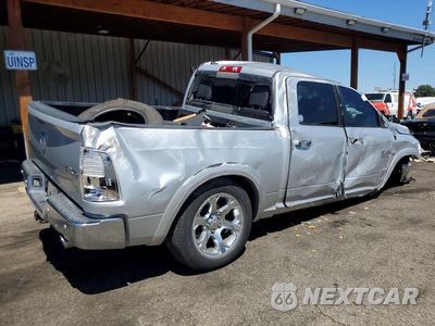 Trzecie zdjęcie samochodu z tyłu: 2016 RAM 1500 LARAMIE VIN:1C6RR7NT1GS363194 - miniatura