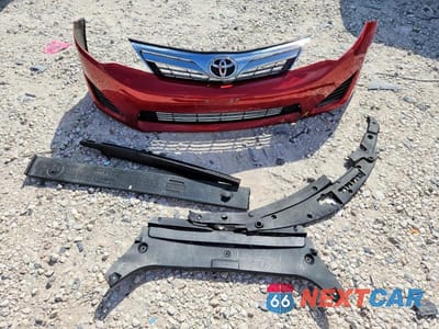 Zdjęcie 12 z 13 samochodu: 2013 TOYOTA CAMRY LE VIN:4T1BF1FK8DU725782 - miniatura