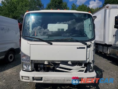 Piąte zdjęcie samochodu w środku: 2016 ISUZU NPR HD VIN:54DC4W1BXGS801646 - miniatura
