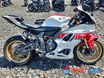 2022 YAMAHA YZFR7 JYARM38E3NA003078 - główne zdjęcie licytacji z USA - miniatura