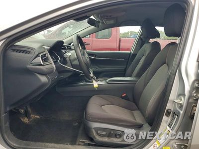 Zdjęcie 7 z 13 samochodu: 2019 TOYOTA CAMRY LE VIN:4T1B11HK2KU691279 - miniatura