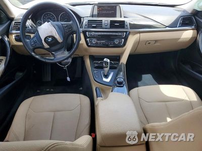 Zdjęcie 8 z 12 samochodu: 2017 BMW 320 I VIN:WBA8E1G35HNU18592 - miniatura