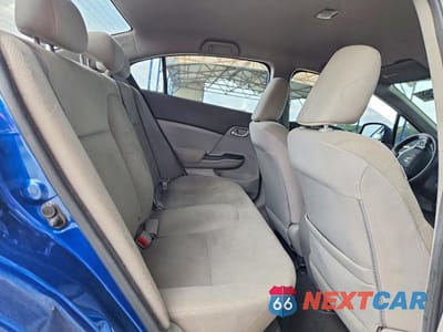 Zdjęcie 10 z 12 samochodu: 2012 HONDA CIVIC LX VIN:19XFB2F58CE062938 - miniatura