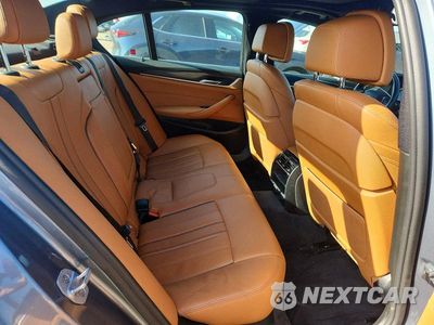 Zdjęcie 10 z 12 samochodu: 2018 BMW 540 XI VIN:WBAJE7C56JWC55708 - miniatura
