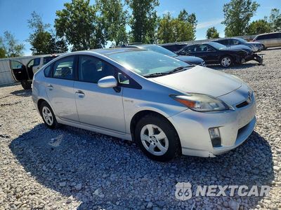 Czwarte zdjęcie samochodu z boku: 2010 TOYOTA PRIUS IV VIN:JTDKN3DU6A0034079 - miniatura