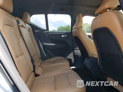 Zdjęcie 11 z 13 samochodu: 2021 VOLVO XC40 T5 INSCRIPTION VIN:YV4162UL9M2572212 - miniatura