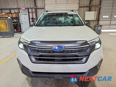 Piąte zdjęcie samochodu w środku: 2025 SUBARU FORESTER PREMIUM VIN:JF2SLDBCXSH593712 - miniatura