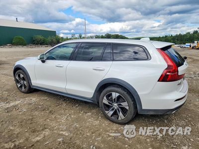 Drugie zdjęcie samochodu z przodu: 2020 VOLVO V60 CROSS COUNTRY T5 MOMENTUM VIN:YV4102WK9L1047273 - miniatura