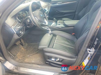 Zdjęcie 7 z 12 samochodu: 2019 BMW 530 XI VIN:WBAJA7C55KWC77826 - miniatura