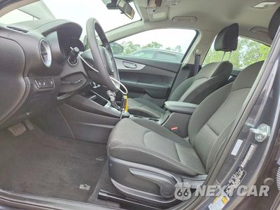 Zdjęcie 7 z 12 samochodu: 2024 KIA FORTE LXS VIN:3KPF24AD5RE811990 - miniatura