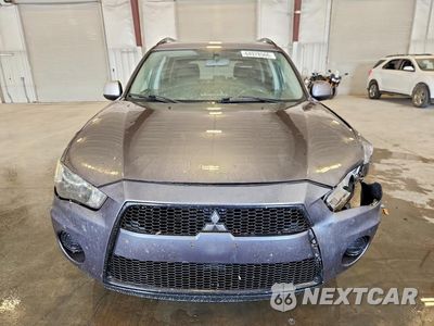 Piąte zdjęcie samochodu w środku: 2012 MITSUBISHI OUTLANDER ES VIN:JA4AS2AW0CU000553 - miniatura