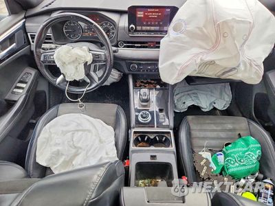 Zdjęcie 8 z 12 samochodu: 2022 MITSUBISHI OUTLANDER SE VIN:JA4J3UA81NZ092787 - miniatura