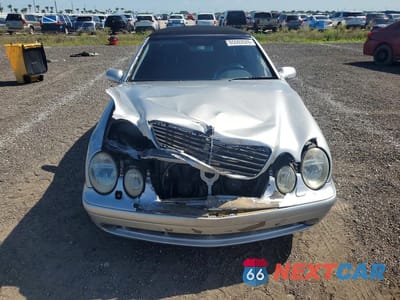 Piąte zdjęcie samochodu w środku: 2003 MERCEDES-BENZ CLK 430 VIN:WDBLK70G63T138012 - miniatura