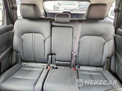 Zdjęcie 10 z 14 samochodu: 2025 MAZDA CX-70 PREMIUM VIN:JM3KJDHA6S1127642 - miniatura