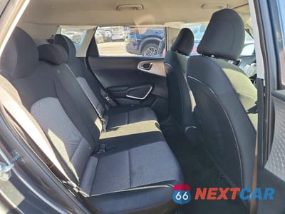 Zdjęcie 10 z 12 samochodu: 2025 KIA SOUL LX VIN:KNDJ23AU7S7263369 - miniatura