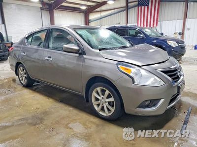 Czwarte zdjęcie samochodu z boku: 2015 NISSAN VERSA 1.6 SL VIN:3N1CN7AP0FL957911 - miniatura