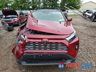 Piąte zdjęcie samochodu w środku: 2025 TOYOTA RAV4 LIMITED VIN:JTMD6RFV9SD157285 - miniatura
