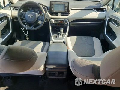 Zdjęcie 8 z 14 samochodu: 2021 TOYOTA RAV4 XLE VIN:2T3W1RFV8MC155266 - miniatura