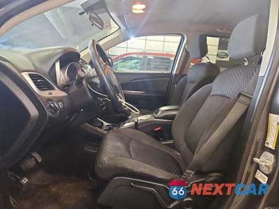 Zdjęcie 7 z 13 samochodu: 2018 DODGE JOURNEY SE VIN:3C4PDCAB2JT228266 - miniatura