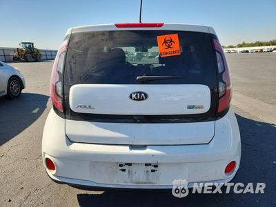 Zdjęcie 6 z 12 samochodu: 2015 KIA SOUL EV BASE VIN:KNDJP3AE4F7002040 - miniatura