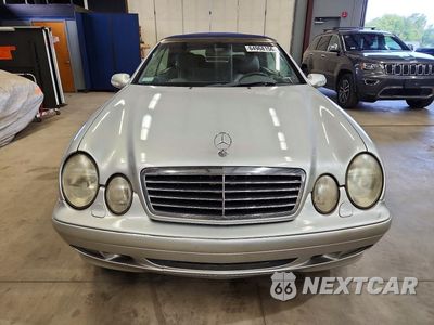 Piąte zdjęcie samochodu w środku: 2002 MERCEDES-BENZ CLK 320 VIN:WDBLK65G02T119831 - miniatura