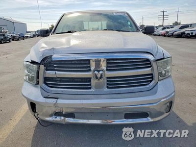Piąte zdjęcie samochodu w środku: 2016 RAM 1500 SLT VIN:1C6RR6GT1GS269436 - miniatura
