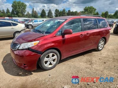 2014 TOYOTA SIENNA LE 5TDKK3DC9ES516807 - główne zdjęcie licytacji z USA - miniatura