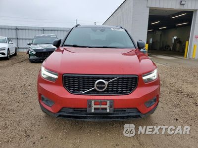 Piąte zdjęcie samochodu w środku: 2020 VOLVO XC40 T5 R-DESIGN VIN:YV4162UM2L2246758 - miniatura
