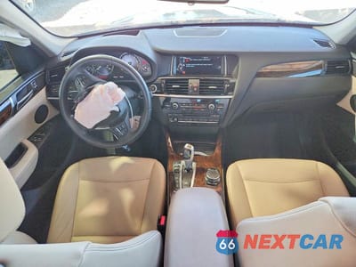 Zdjęcie 8 z 13 samochodu: 2016 BMW X3 XDRIVE28I VIN:5UXWX9C56G0D74965 - miniatura